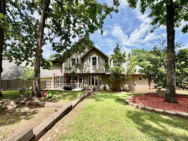 306 Hickory Drive, Tahlequah, OK 74464