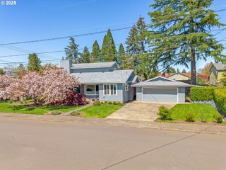 1125 Ne 18TH St, Mc Minnville, OR 97128