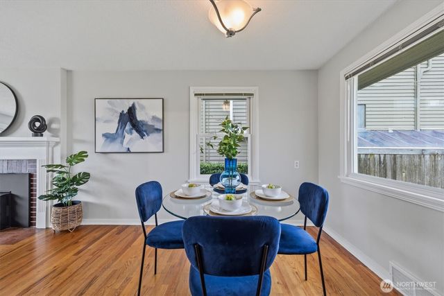 4027 52nd Avenue SW, Seattle, WA 98116