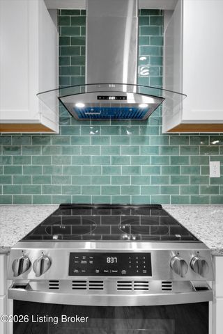 1417 Cloverhills Dr, Louisville, KY 40216