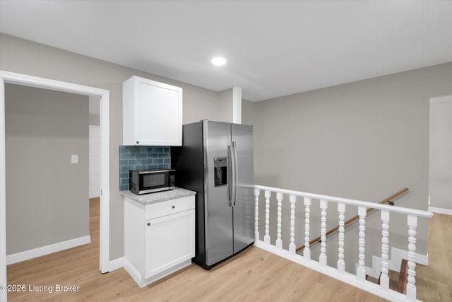 1417 Cloverhills Dr, Louisville, KY 40216