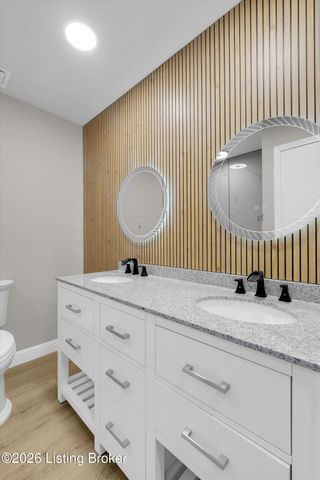 1417 Cloverhills Dr, Louisville, KY 40216