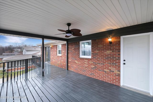 1417 Cloverhills Dr, Louisville, KY 40216