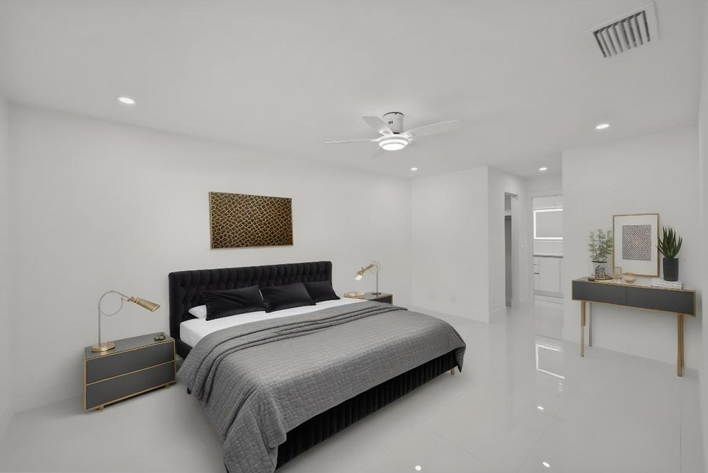 Image 41 of property listing at 979 NW 8th Street, Boca Raton, FL 33486