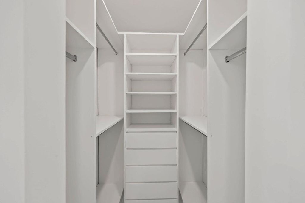 Image 46 of property listing at 979 NW 8th Street, Boca Raton, FL 33486