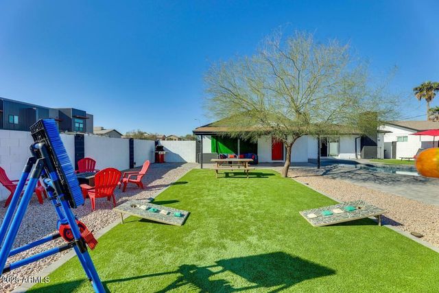 1027 S SIESTA Lane, Tempe, AZ 85281