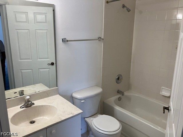 3604 Cedar Oak DR 103, Fort Myers, FL 33916