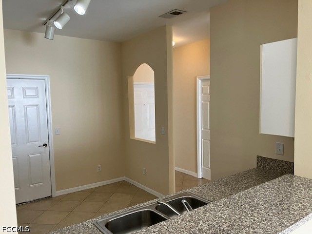 3604 Cedar Oak DR 103, Fort Myers, FL 33916