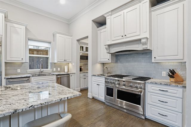 6714 Williamson Road, Dallas, TX 75214