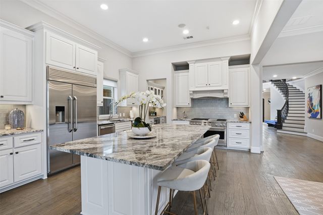 6714 Williamson Road, Dallas, TX 75214