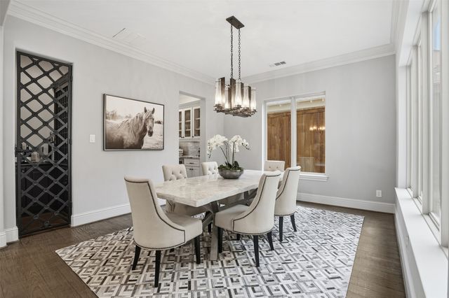 6714 Williamson Road, Dallas, TX 75214