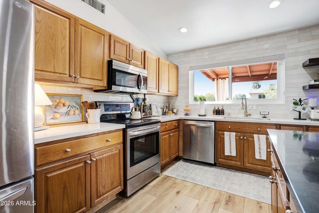 1609 W MCNAIR Street, Chandler, AZ 85224