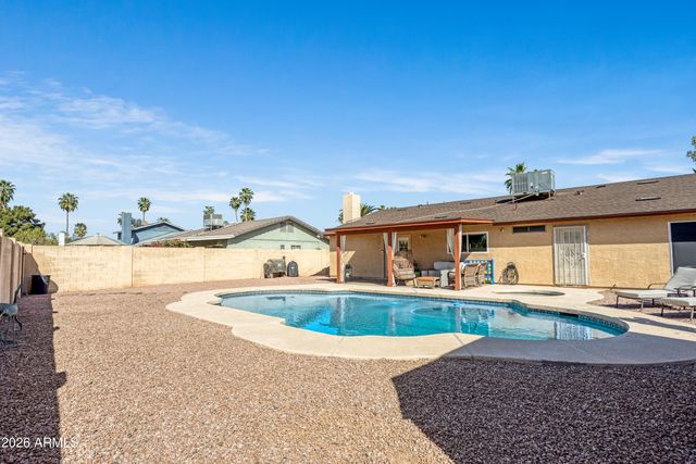 1609 W MCNAIR Street, Chandler, AZ 85224