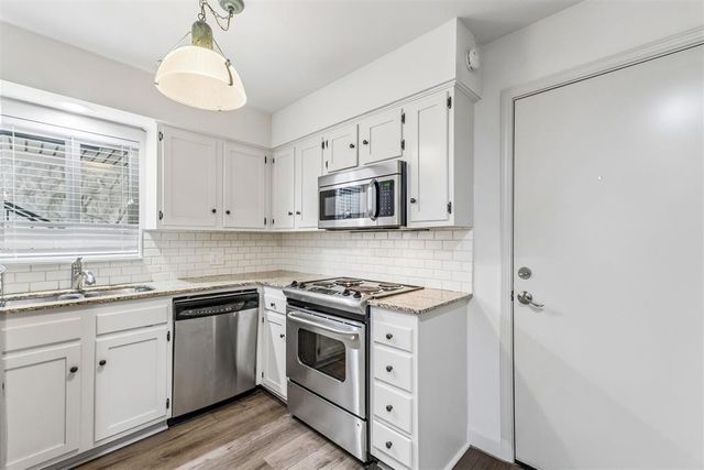 1110 Sherwood Lane 108, Oklahoma City, OK 73116