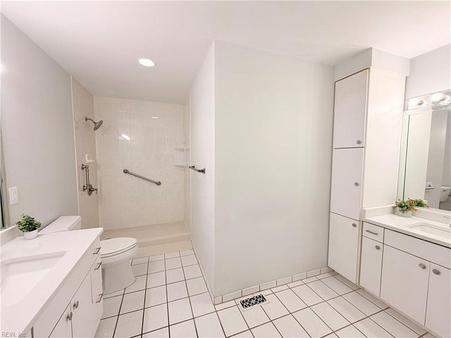 313 Woodbridge DR, Chesapeake, VA 23322