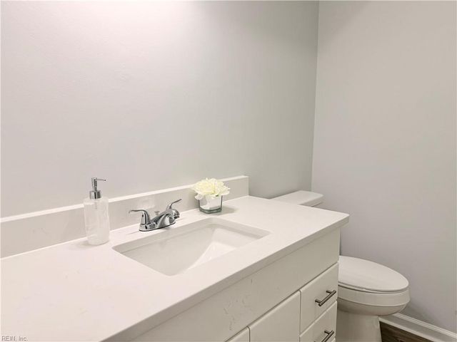 313 Woodbridge DR, Chesapeake, VA 23322