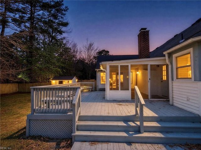 313 Woodbridge DR, Chesapeake, VA 23322