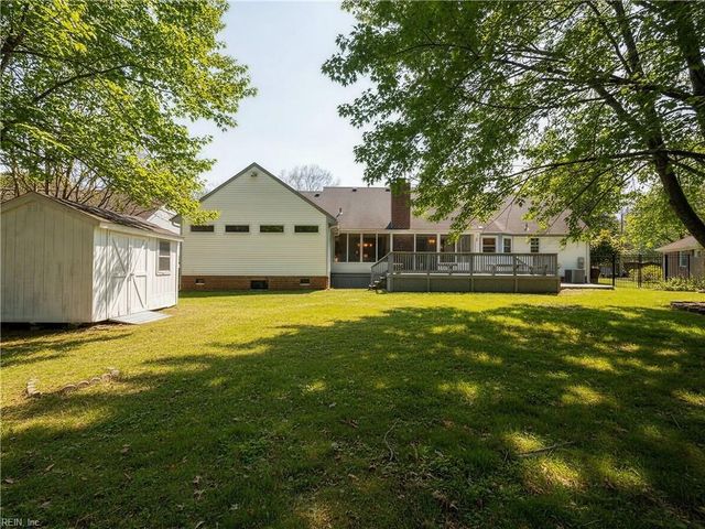 313 Woodbridge DR, Chesapeake, VA 23322