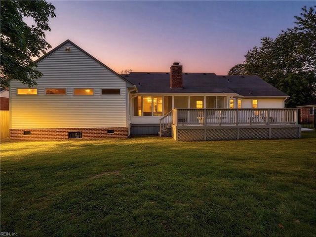 313 Woodbridge DR, Chesapeake, VA 23322