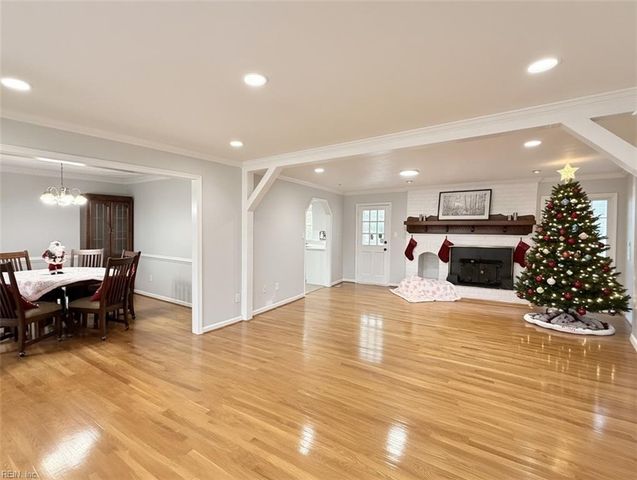 313 Woodbridge DR, Chesapeake, VA 23322