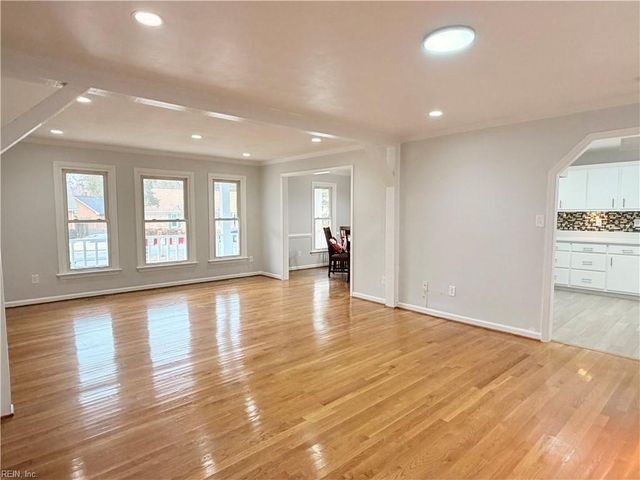 313 Woodbridge DR, Chesapeake, VA 23322