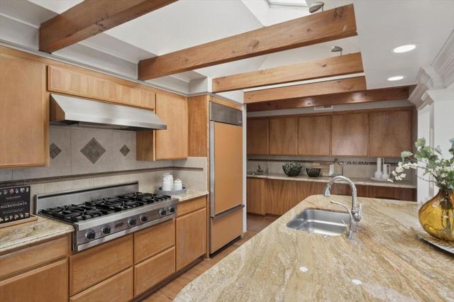 20096 CHATEAU Drive, Saratoga, CA 95070