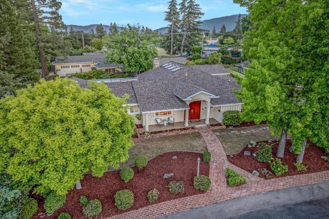 20096 CHATEAU Drive, Saratoga, CA 95070