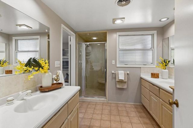 20096 CHATEAU Drive, Saratoga, CA 95070