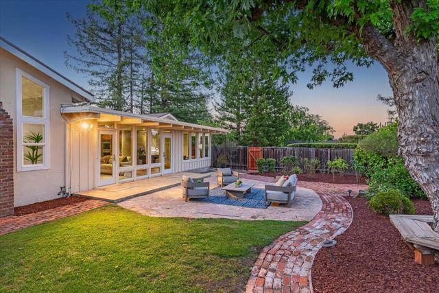 20096 CHATEAU Drive, Saratoga, CA 95070