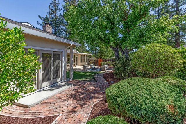 20096 CHATEAU Drive, Saratoga, CA 95070