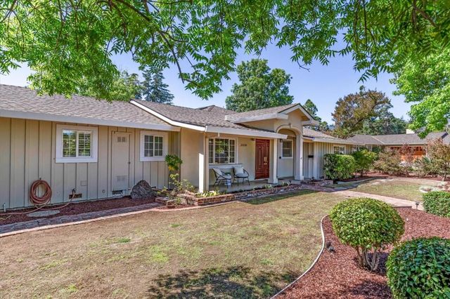 20096 CHATEAU Drive, Saratoga, CA 95070