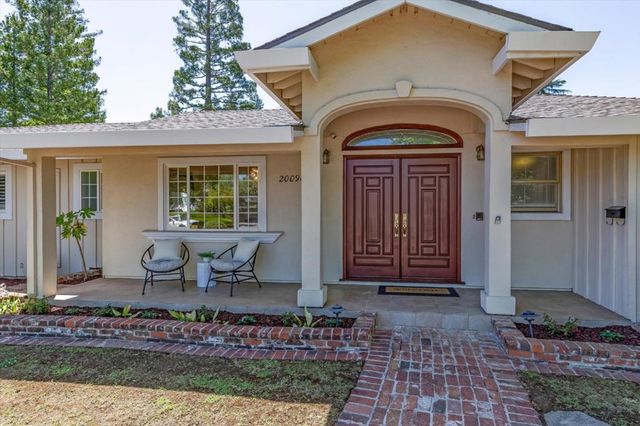 20096 CHATEAU Drive, Saratoga, CA 95070