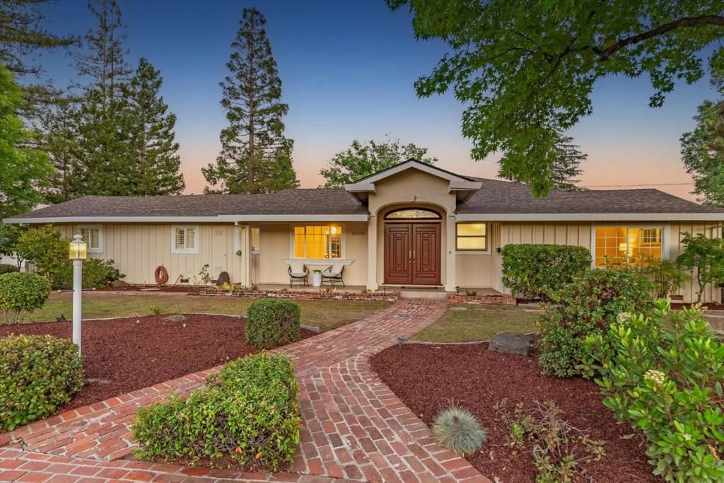 20096 CHATEAU Drive, Saratoga, CA 95070