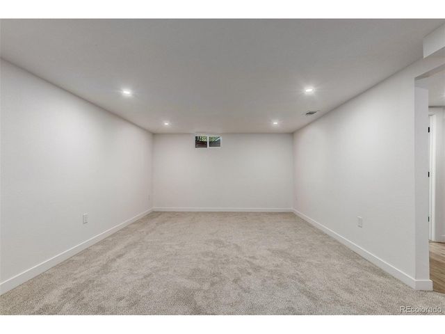 2068 S Zenobia St, Denver, CO 80219