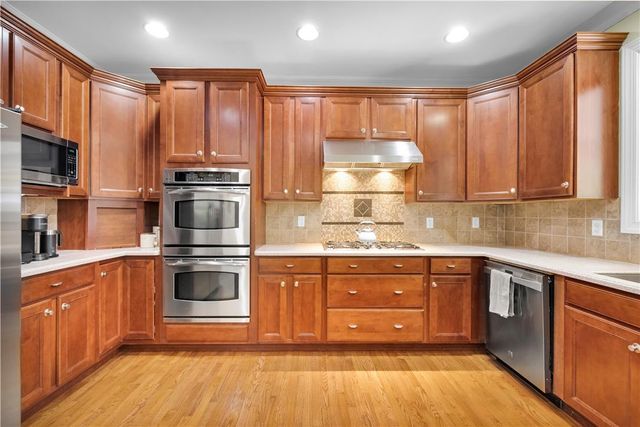 2760 Valley View Road, Hellertown Boro, PA 18055