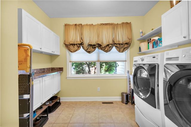 2760 Valley View Road, Hellertown Boro, PA 18055