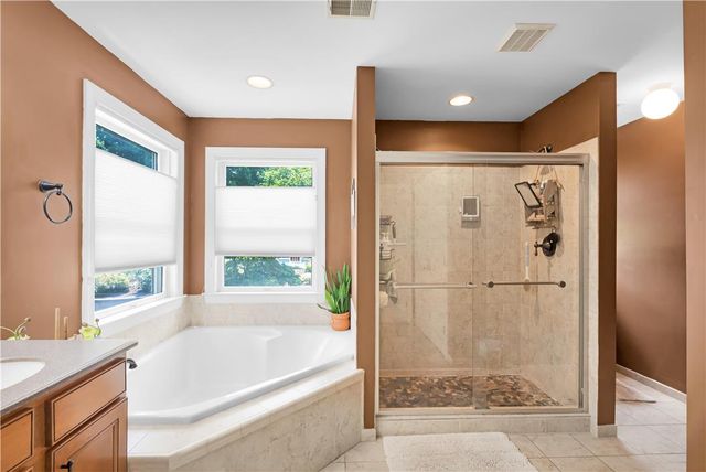 2760 Valley View Road, Hellertown Boro, PA 18055