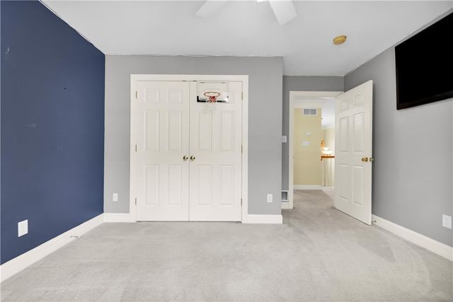 2760 Valley View Road, Hellertown Boro, PA 18055