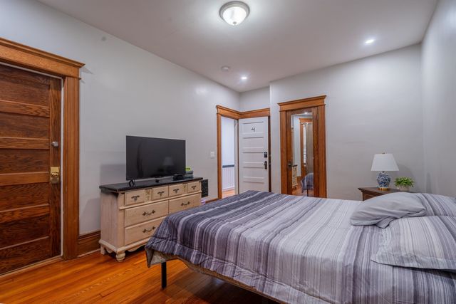 257 WOODLAWN AVE, Jc, Greenville, NJ 07305