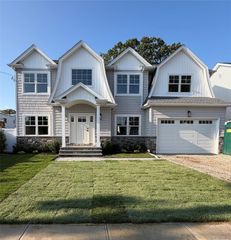 111 Jackson Avenue, Massapequa Park, NY 11762