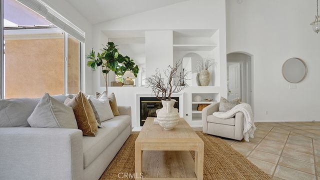 13396 N Hearst Court, Tustin, CA 92782