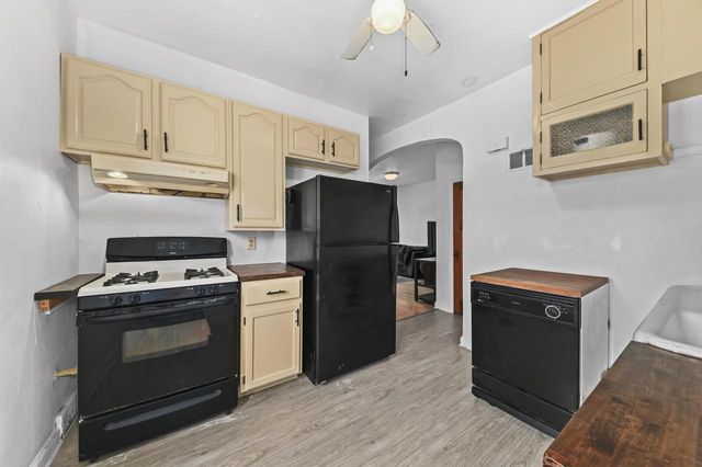 2715 Humboldt BOULEVARD, Milwaukee, WI 53212