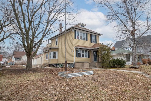 2715 Humboldt BOULEVARD, Milwaukee, WI 53212