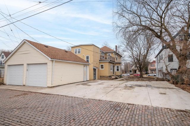 2715 Humboldt BOULEVARD, Milwaukee, WI 53212