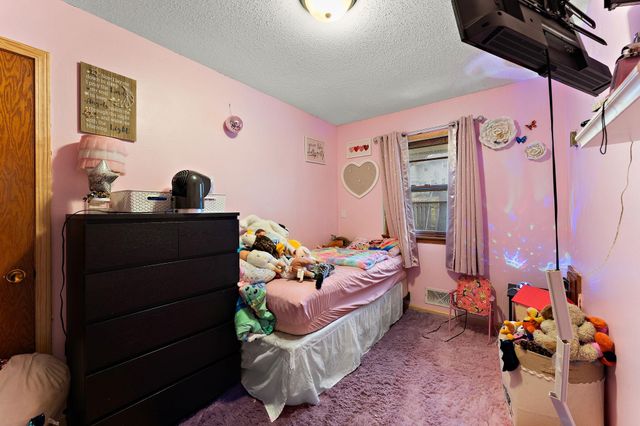 7169 Clay Avenue, Inver Grove Heights, MN 55076