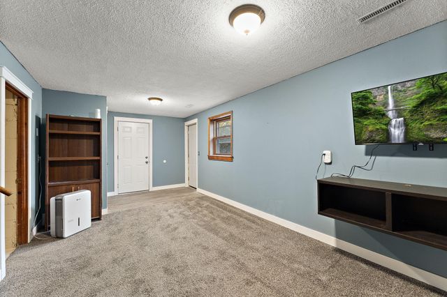 7169 Clay Avenue, Inver Grove Heights, MN 55076