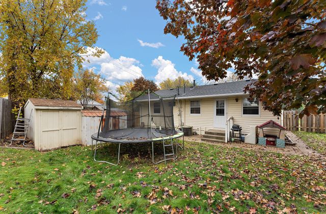 7169 Clay Avenue, Inver Grove Heights, MN 55076