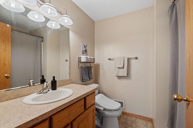 1105 Blossom Boulevard NW, Isanti, MN 55040