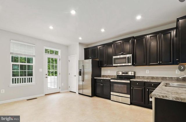 716 RIVER CREST WAY, Fredericksburg, VA 22405