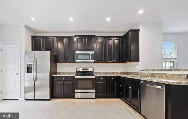 716 RIVER CREST WAY, Fredericksburg, VA 22405